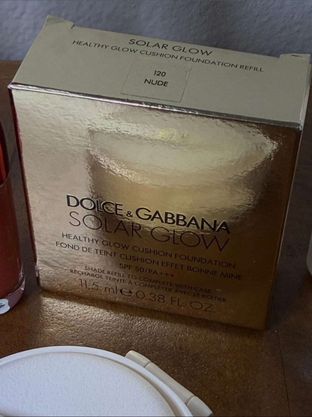 Dolce & Gabbana, Labcome, Elizabeth Arden lot Makeup